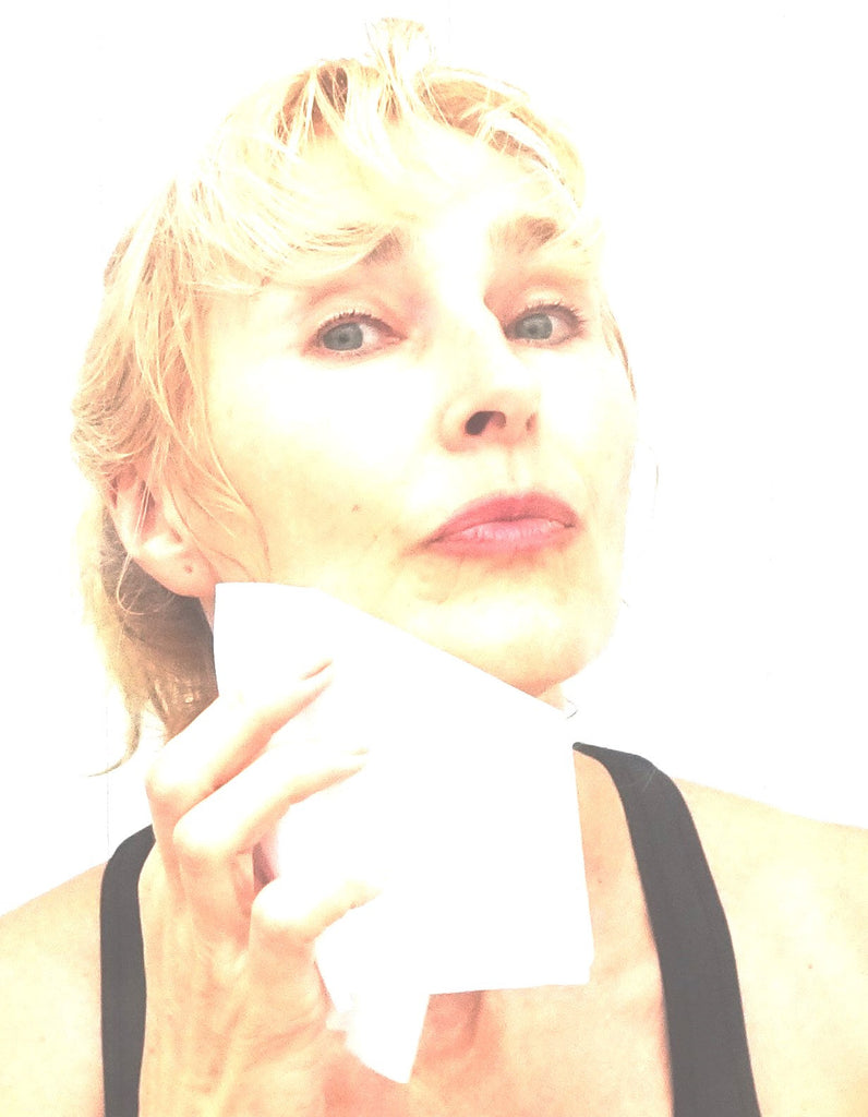 How To Perfect Long Lasting Makeup With FacExer.